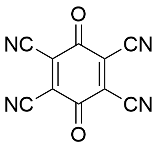 4 5 dichloro 3 6 dioxocyclohexa 1 4 diene 1 2 dicarbonitrile
